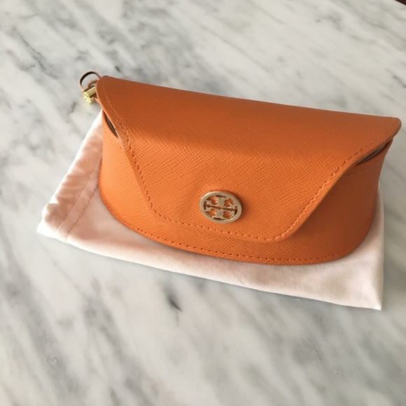 Tory Burch Accessories - Tory Burch Sunglasses Case
