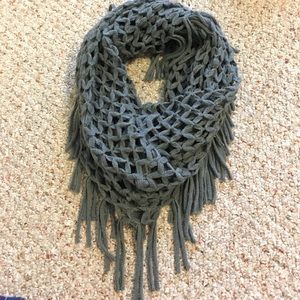 URBAN OUTFITTERS Infiniti scarf
