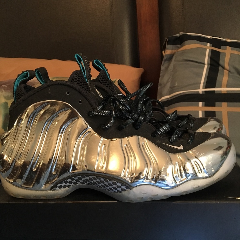 NIKE ALL STAR "MIRROR" FOAMS. USE OFFER BUTTON