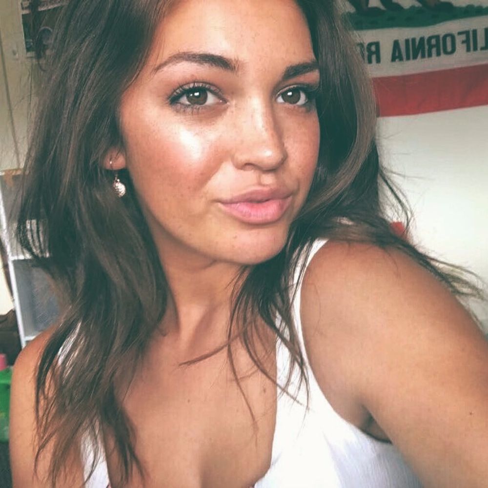 Meet your Posher, Caroline