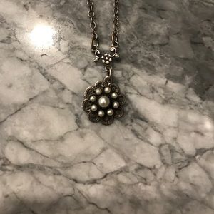 Necklace with floral design