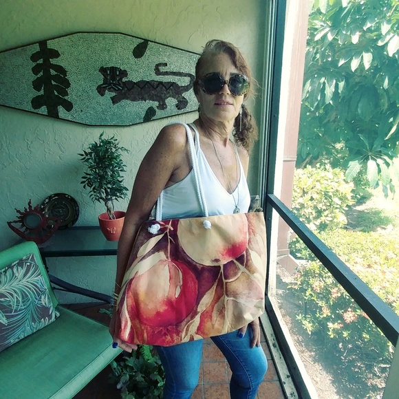 Meet your Posher, Diane - Picture 1 of 1