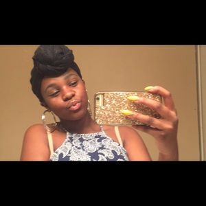 Meet your Posher, Anjunae