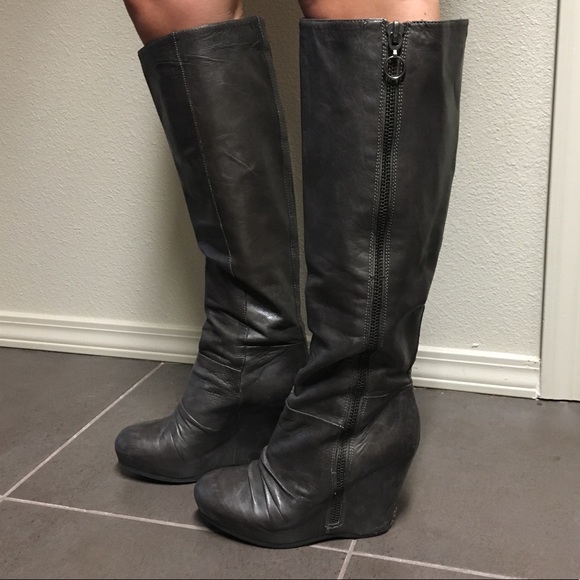 Ash Shoes - Super soft leather boots with side zip