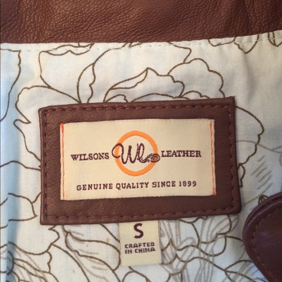 EUC! Women's Leather Jacket - Picture 3 of 5