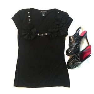 Versatile White House Black Market top!