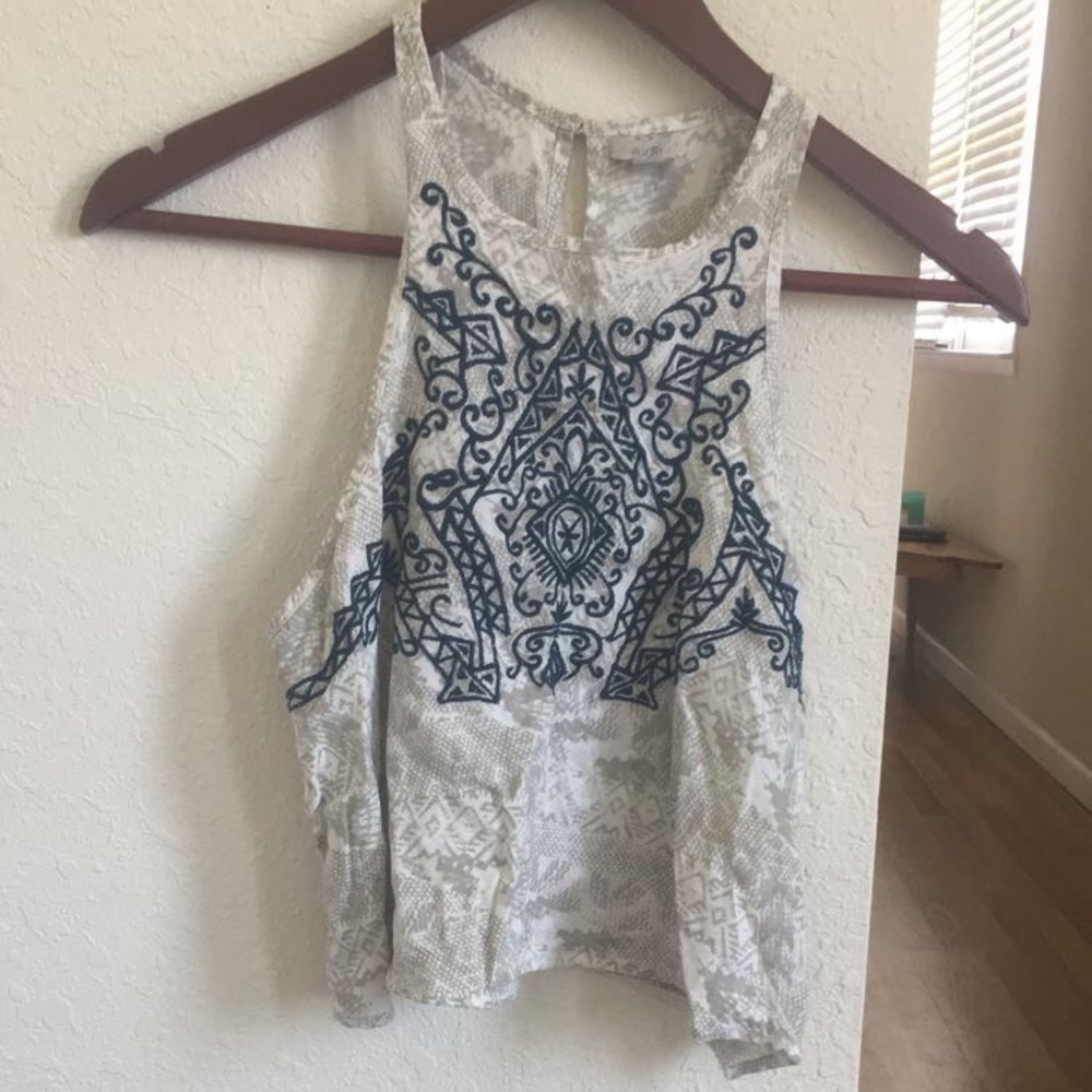 UO crop top