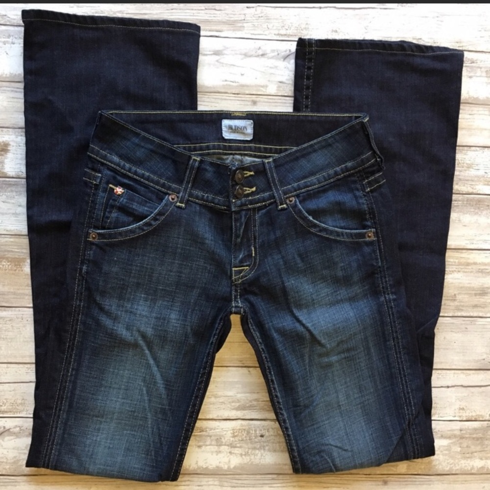 Hudson Size 25 petite signature bootcut jeans