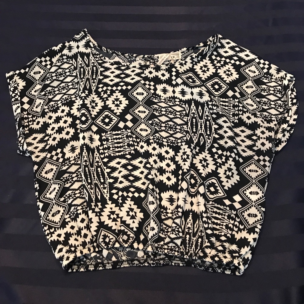 Tribal crop top☺️