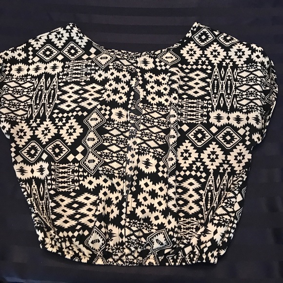 Tribal crop top☺️ - Picture 2 of 2