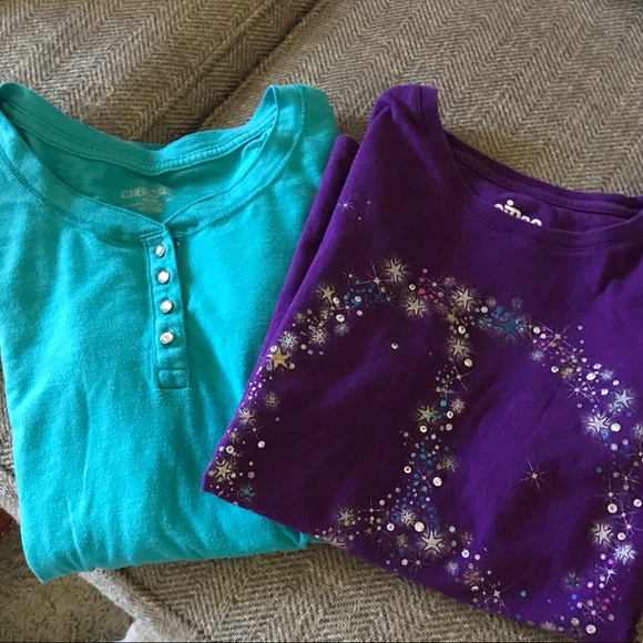 ⚡️CCO⚡️ 2 Girls Long Sleeve Tshirts XL - Picture 1 of 4