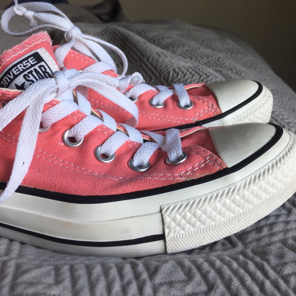 Coral Converse
