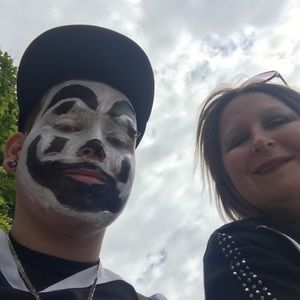 Meet your Posher, Robin