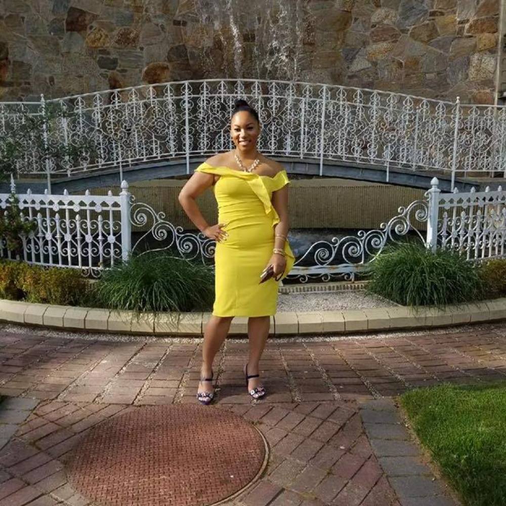 Meet your Posher, Lois