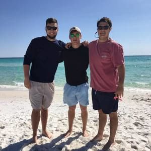 Meet your Posher, Drew