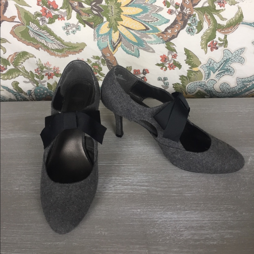 Impo felt ribbon heels