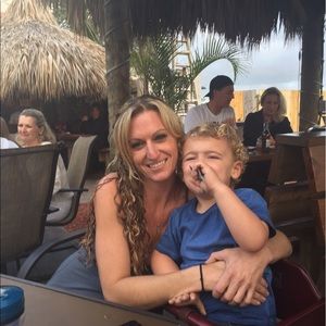 Meet your Posher, Nicole