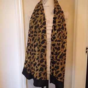 Leopard print scarf
