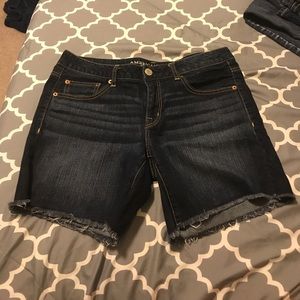 American Eagle shorts!