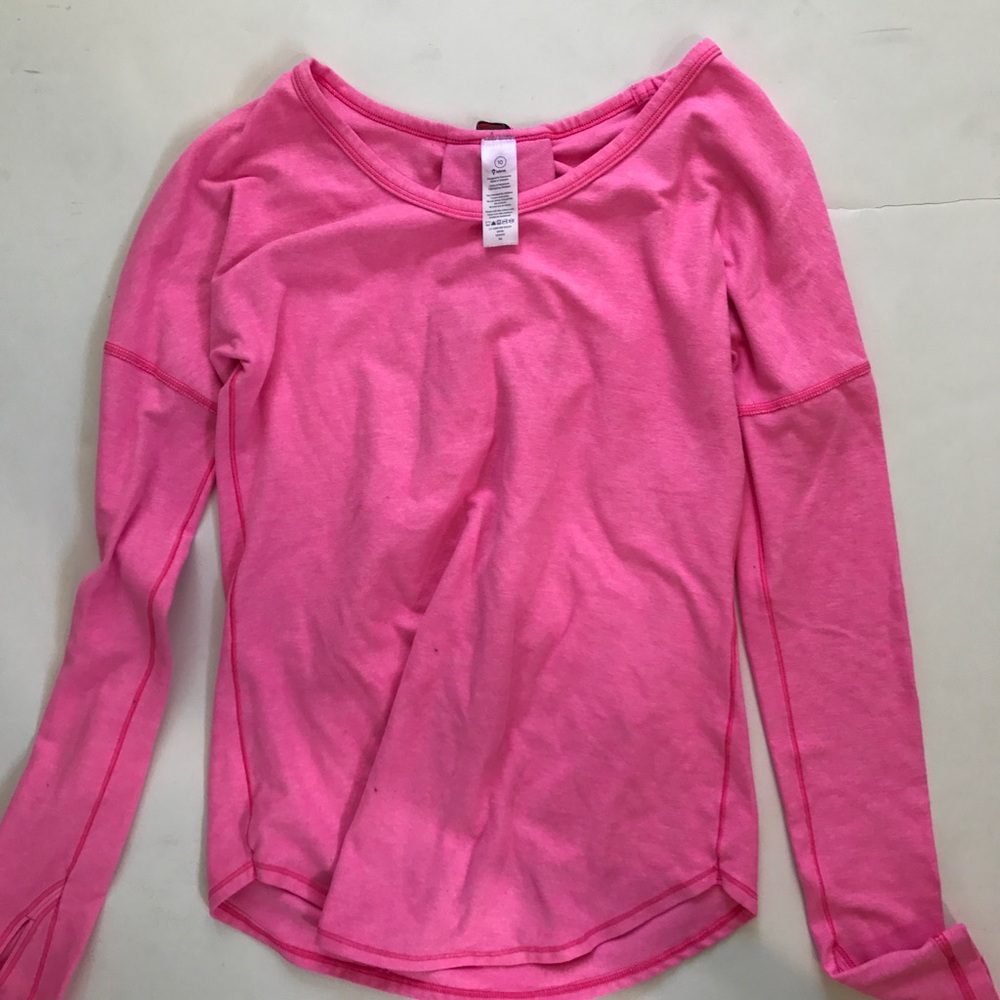 ivivva pink long sleeve top! super cute