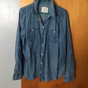 CUTE! DENIM LONG SLEEVED WHITE BUTTONED SHIRT.