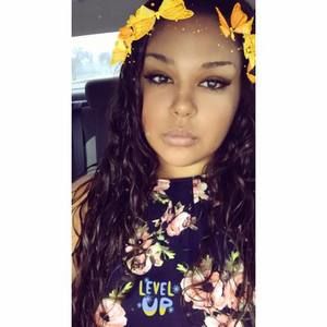 Meet your Posher, Geena