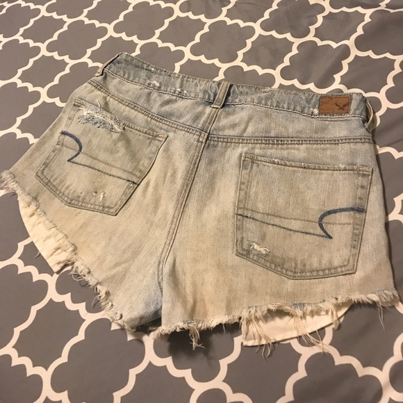 American Eagle high waisted shorts! - Picture 2 of 2