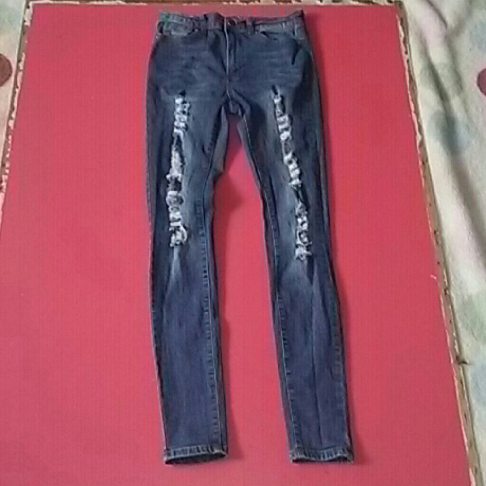 Ripped Jeans