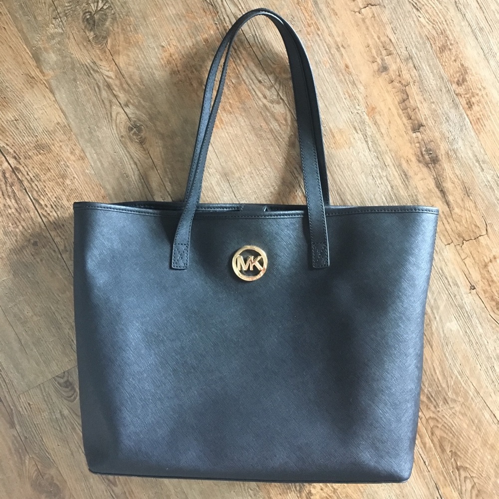 Michael Kors Tote