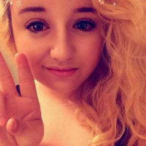 Meet your Posher, Leighton