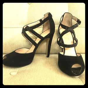 Nine West evening pump
