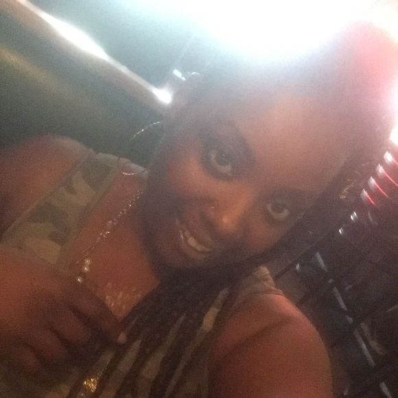 Meet your Posher, Ashaada - Picture 1 of 1