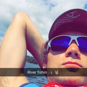 Meet your Posher, Cole