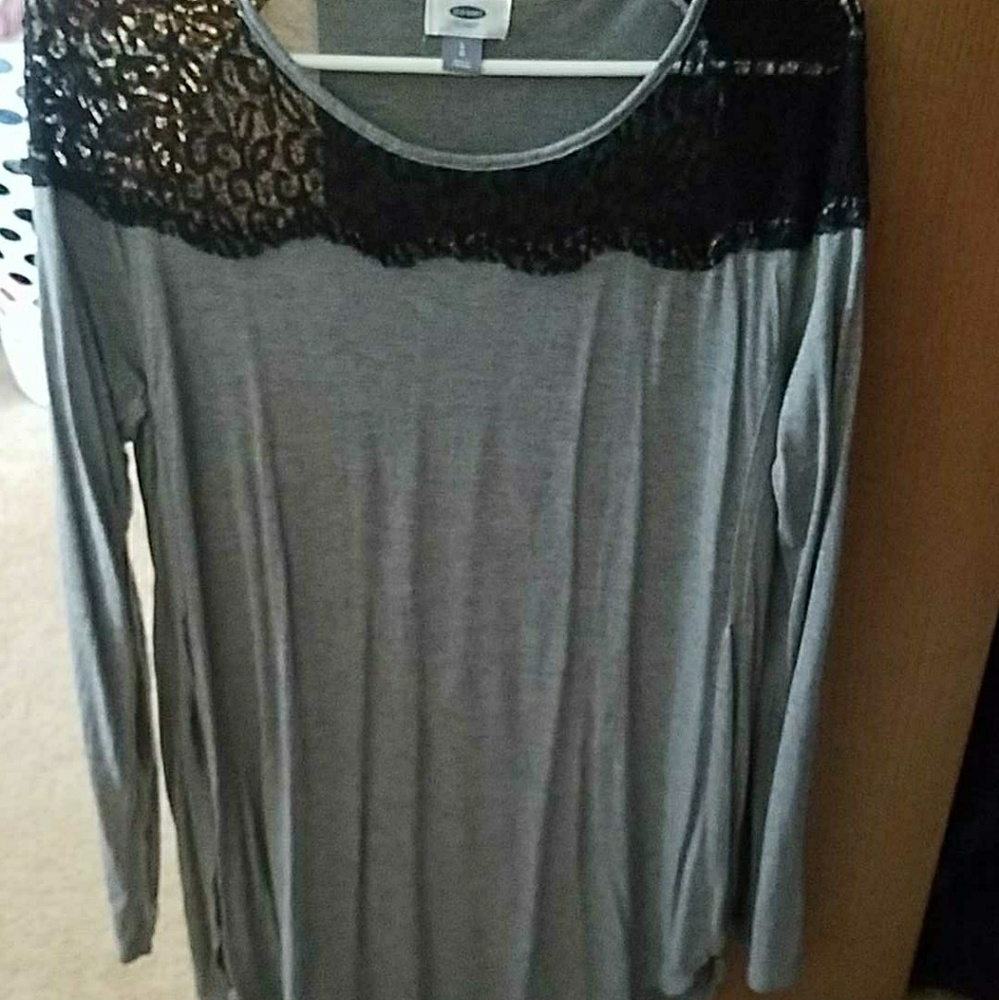 Old navy shirt