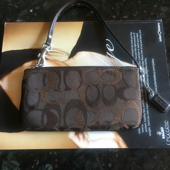 Authentic Coach Brown Wristlet - Picture 2 of 5
