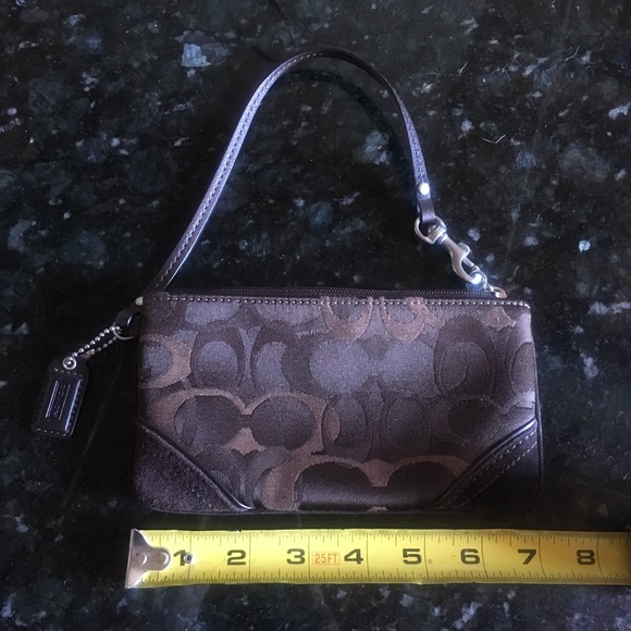 Authentic Coach Brown Wristlet - Picture 3 of 5