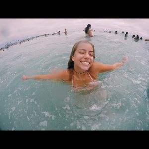 Meet your Posher, Mya