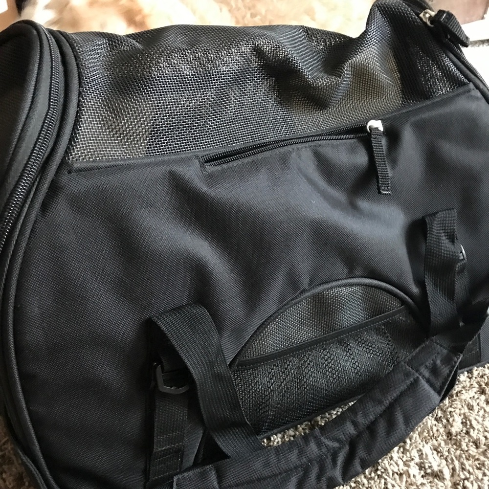 TSA approved pet carrier