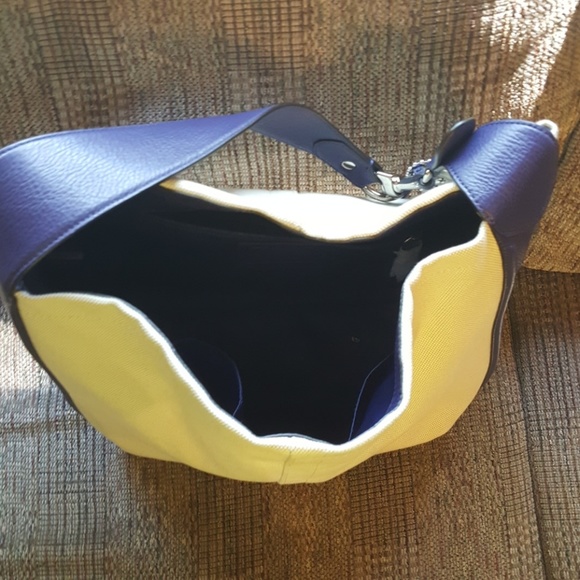 Coach Purse - Picture 5 of 8