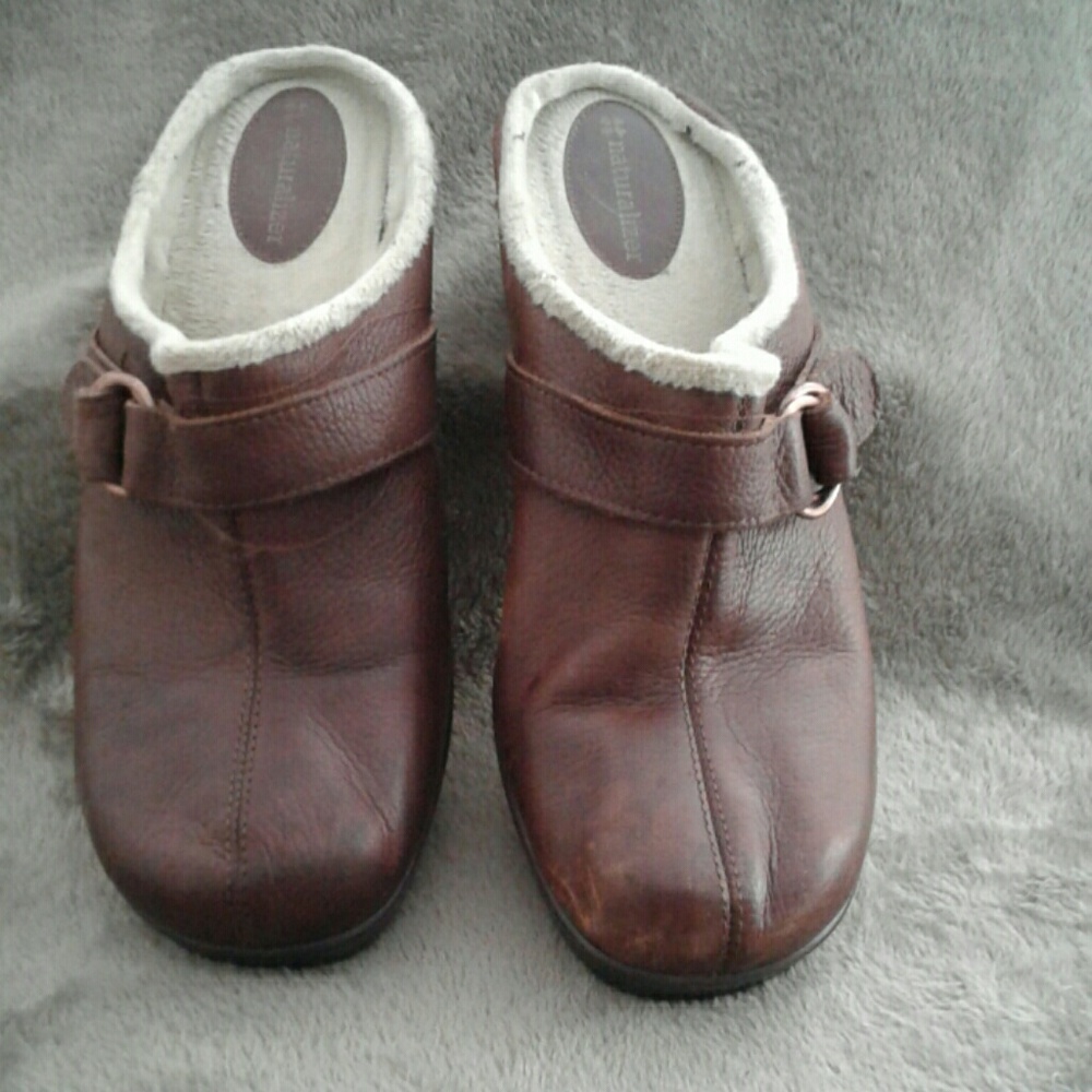 Clogs
