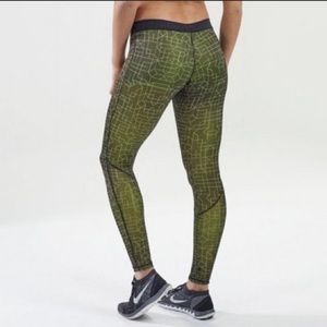 Limited edition Gym Shark Leggings