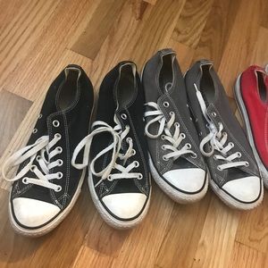 4 pairs of Women's converse