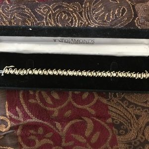 12ct diamond bracelet. 14ct gold