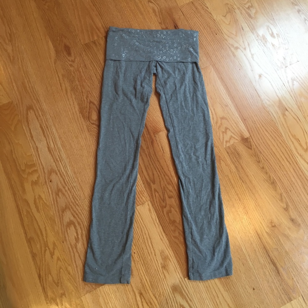 yoga pants