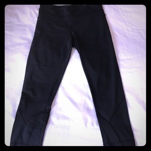 Lululemon wunderunder cropped black leggings