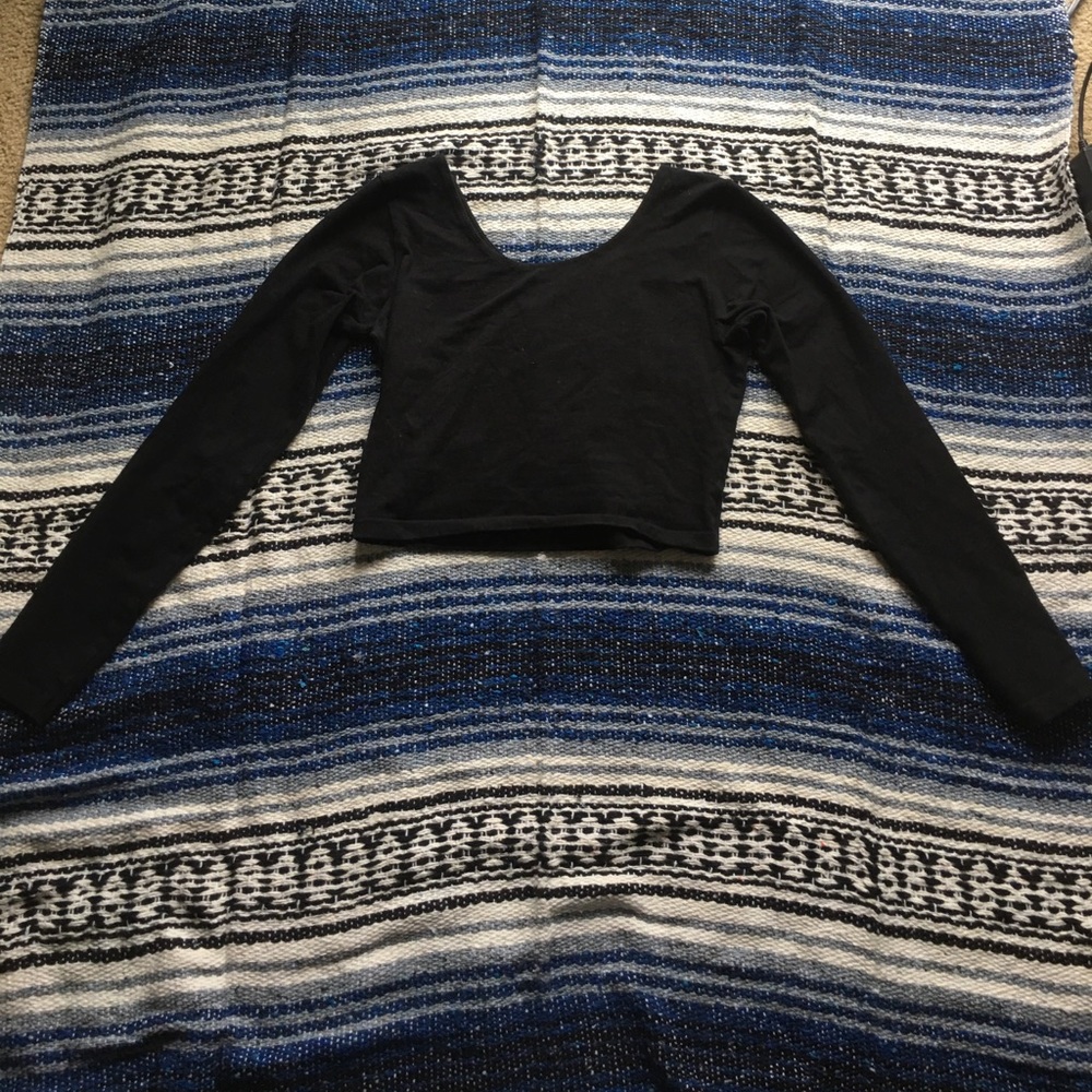 American apparel black long sleeve crop top