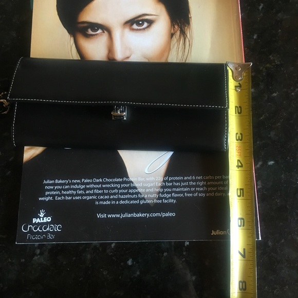 Authentic Coach Black Leather Wristlet - Picture 5 of 7