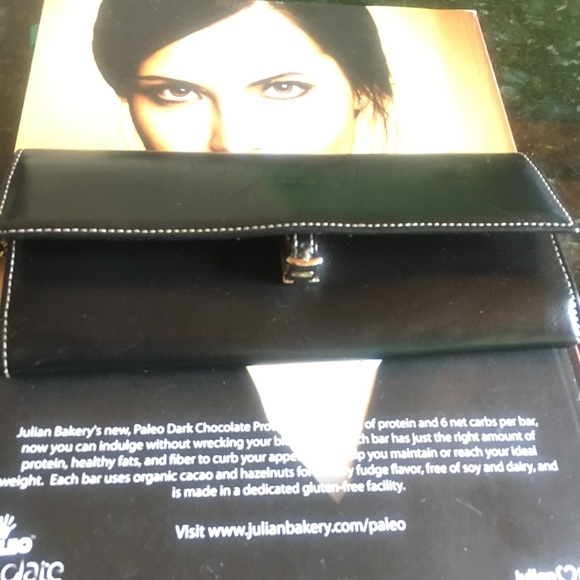 Authentic Coach Black Leather Wristlet - Picture 6 of 7