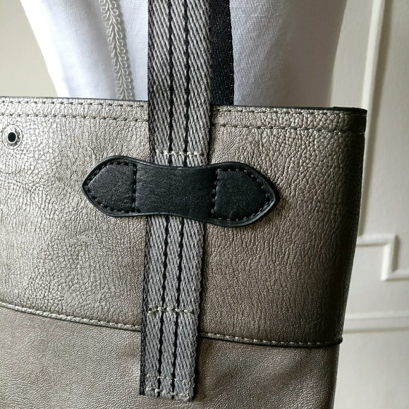 Silver Champagne Faux Leather Tote Bag - Picture 3 of 6