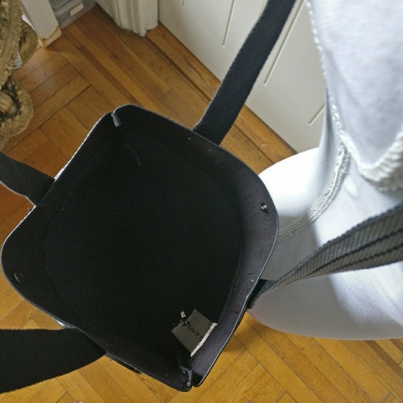 Silver Champagne Faux Leather Tote Bag - Picture 6 of 6